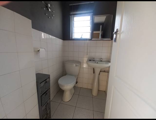 2 BEDROOM DUPLEX FOR SALE IN GLENWOOD